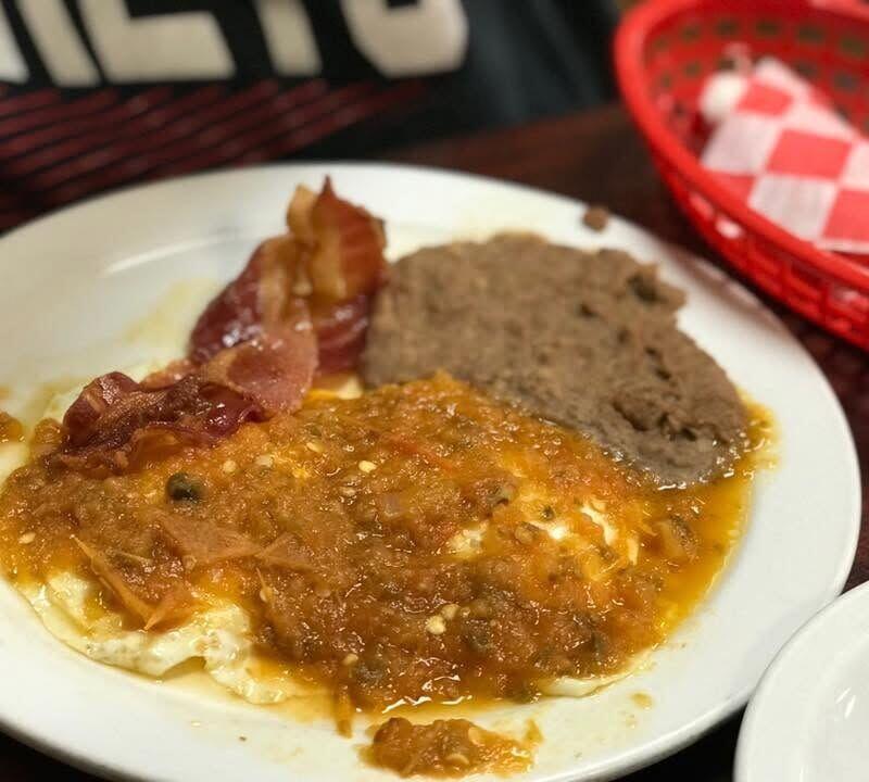 Huevos con Rancheros