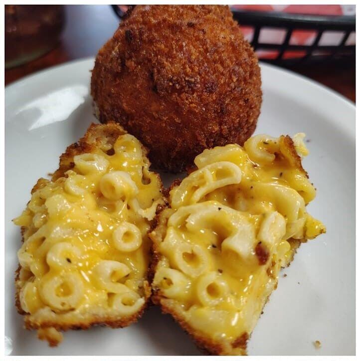 Macaroni Cheese Balls(3)